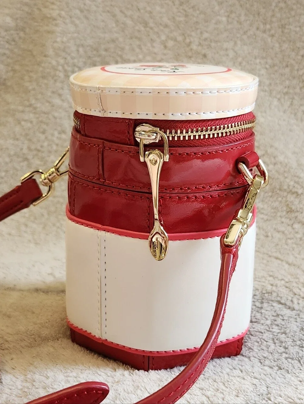 🍓Kate Spade Strawberry Jam Crossbody Bag